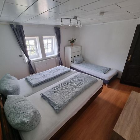 Ferienwohnung/Monteurwohnung Im Herzen Von Ahnatal Exterior foto