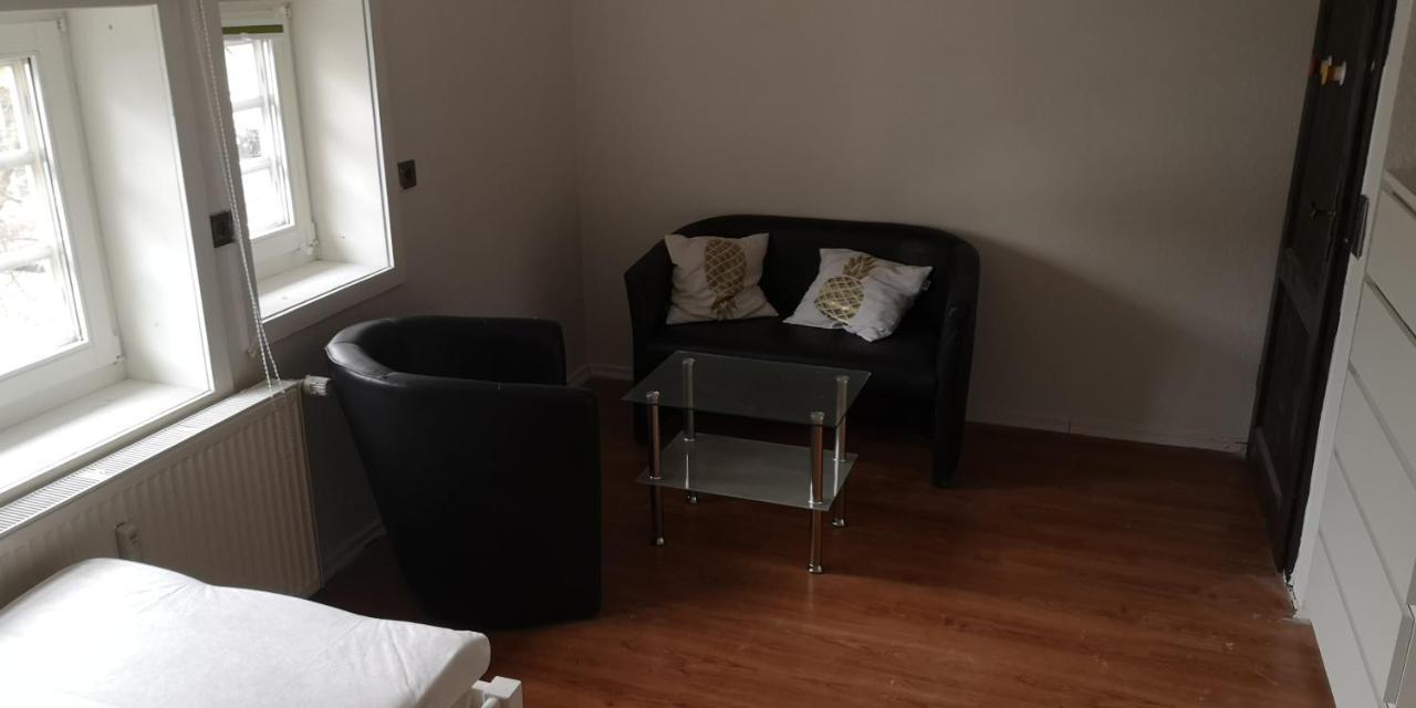 Ferienwohnung/Monteurwohnung Im Herzen Von Ahnatal Exterior foto