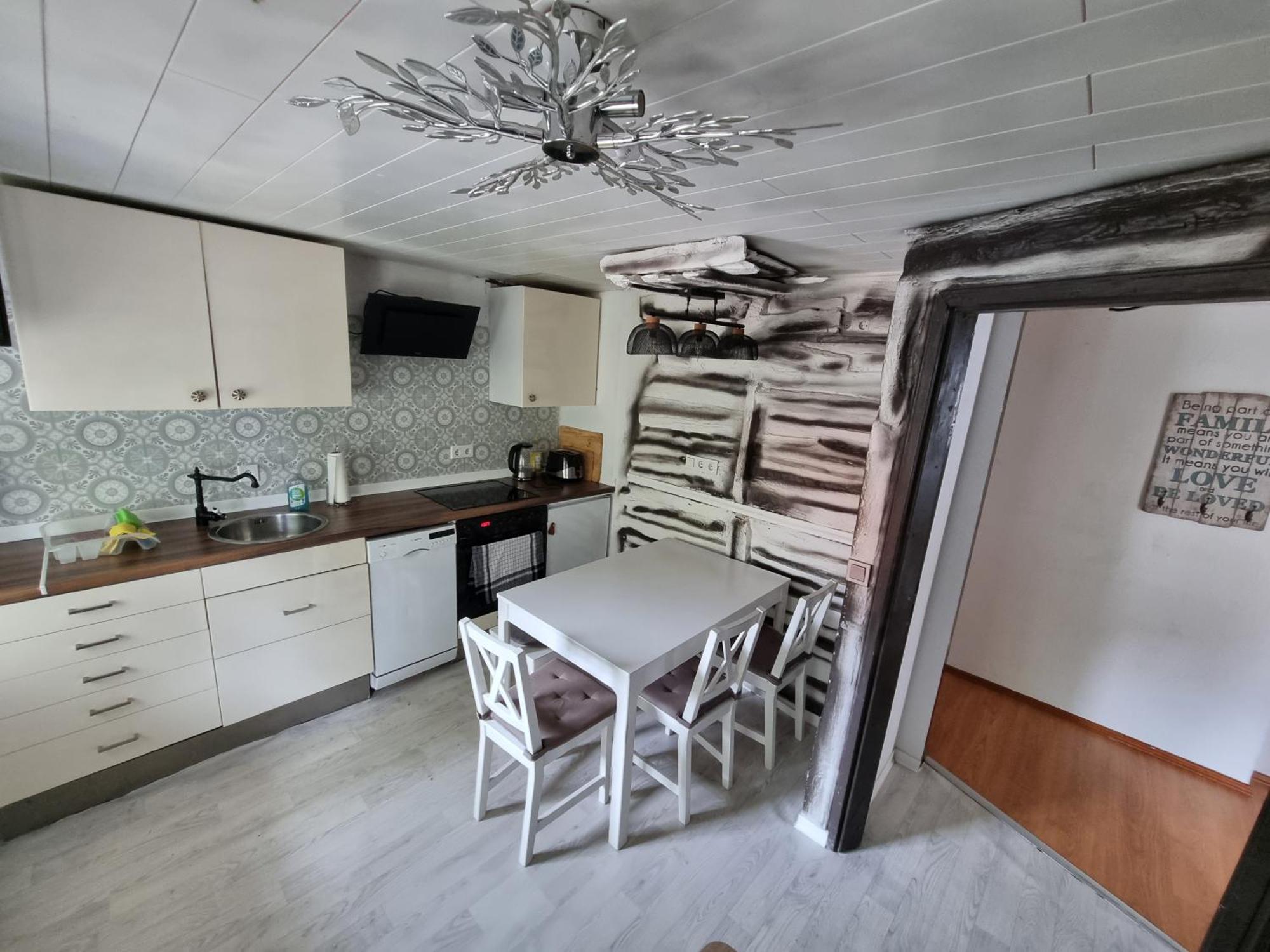 Ferienwohnung/Monteurwohnung Im Herzen Von Ahnatal Exterior foto