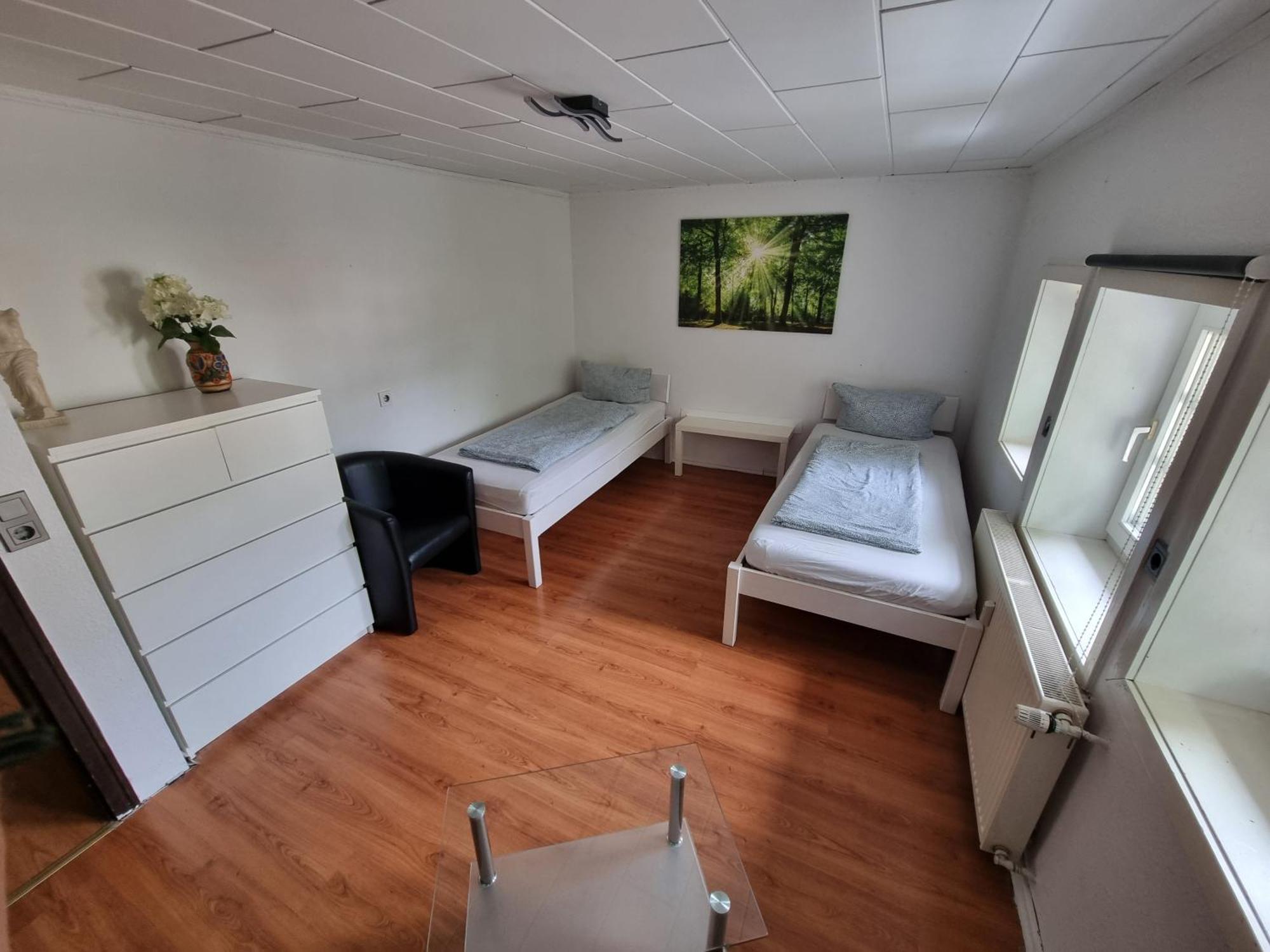 Ferienwohnung/Monteurwohnung Im Herzen Von Ahnatal Exterior foto