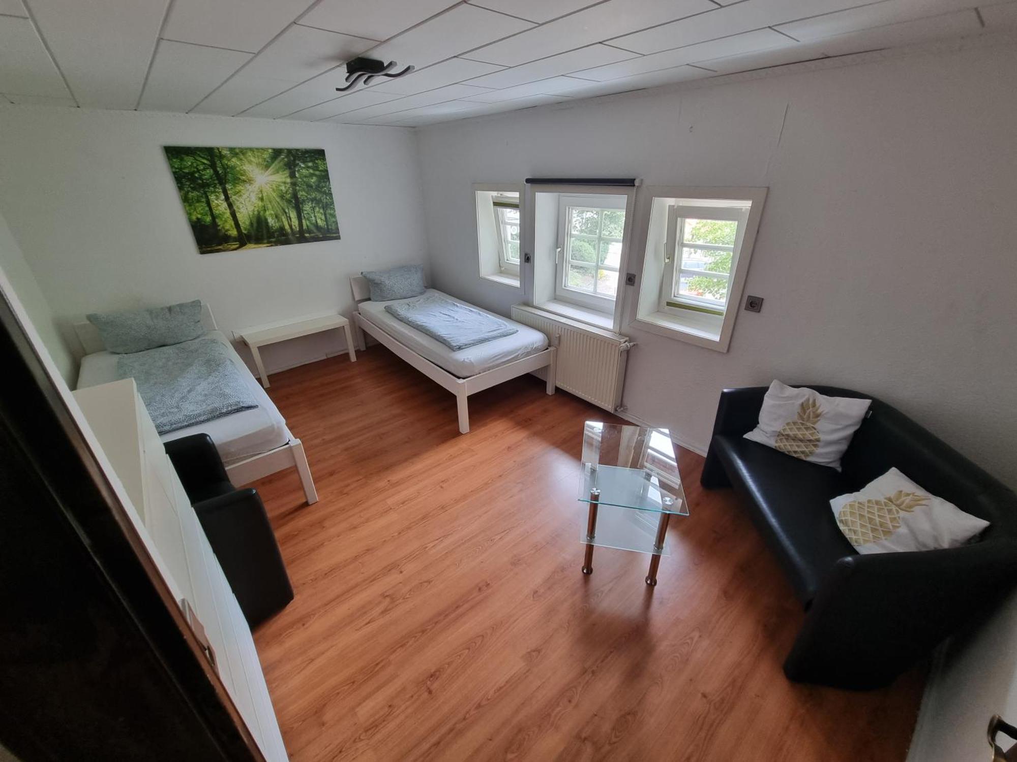 Ferienwohnung/Monteurwohnung Im Herzen Von Ahnatal Exterior foto