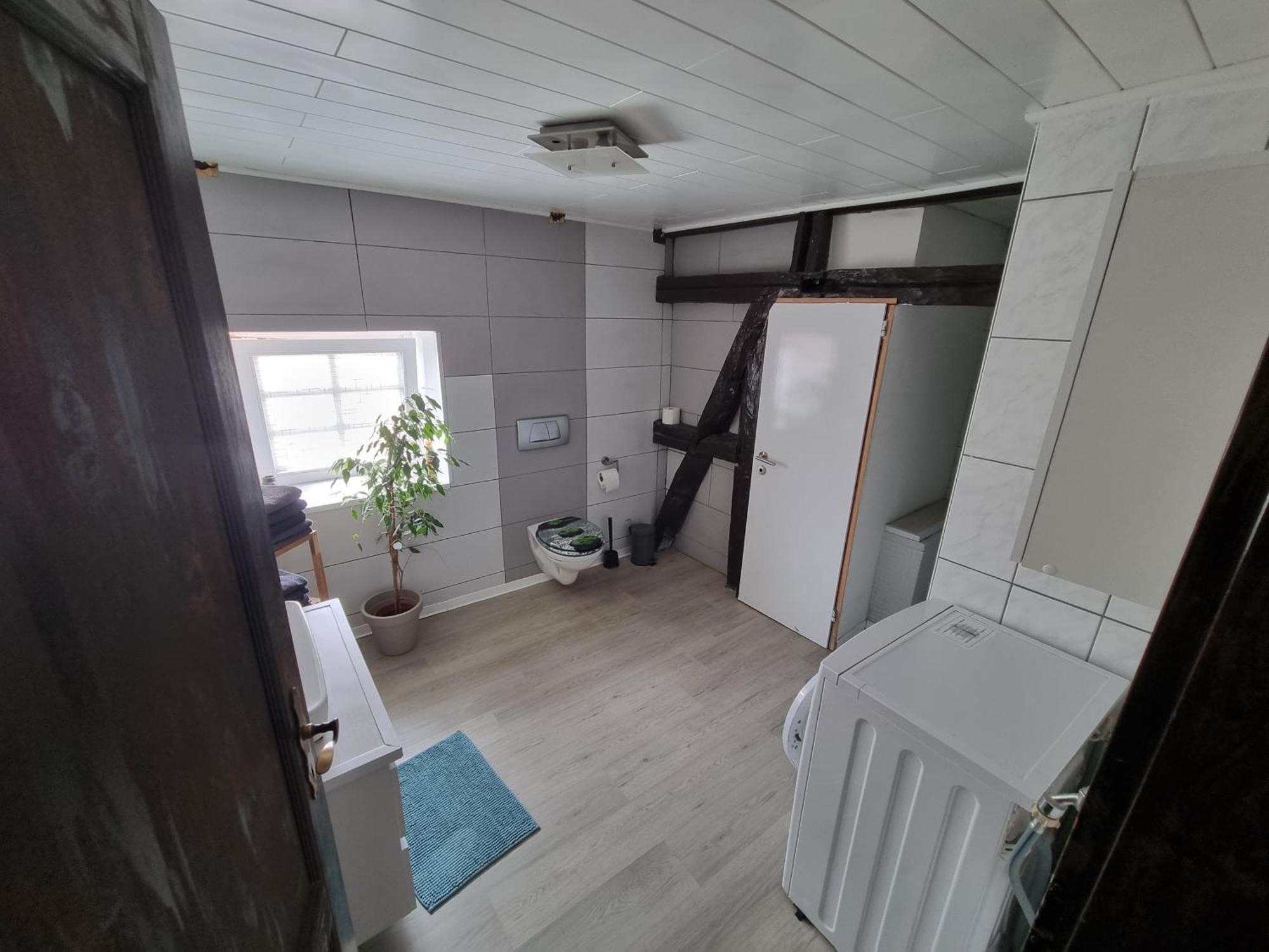 Ferienwohnung/Monteurwohnung Im Herzen Von Ahnatal Exterior foto